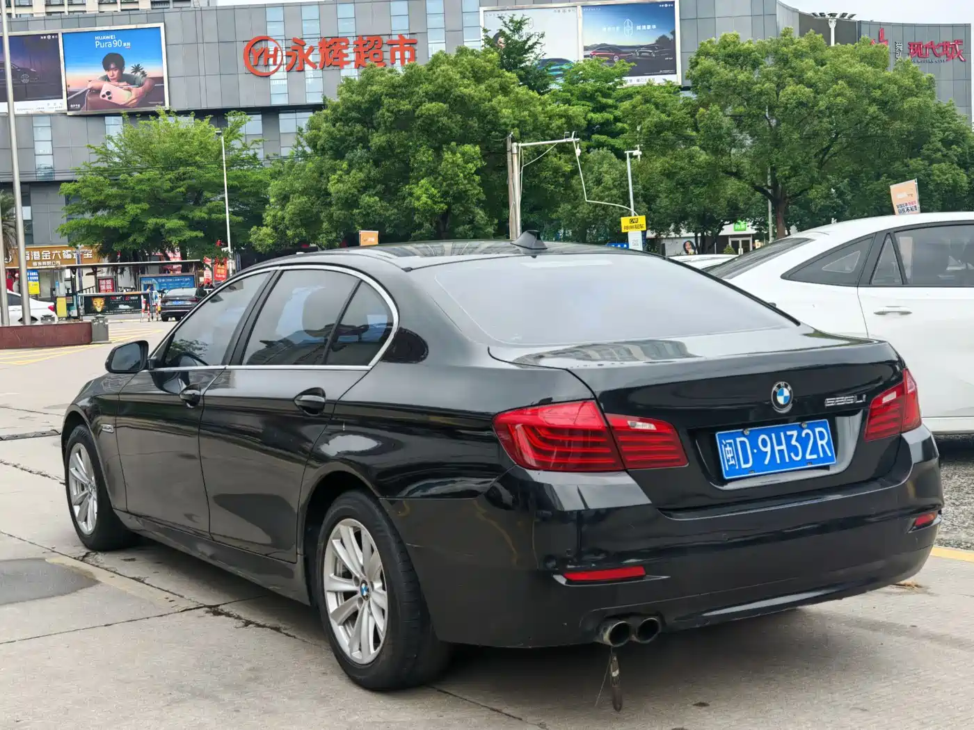 BMW 5 Series 2014 520Li Elegance фото 6