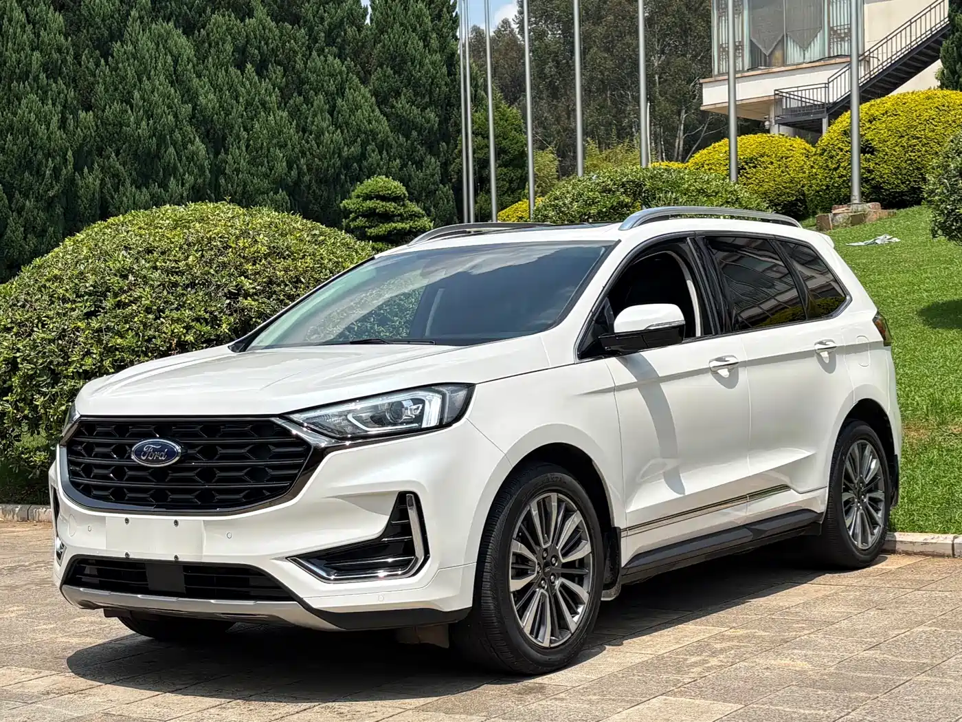 FORD SHARP WORLD