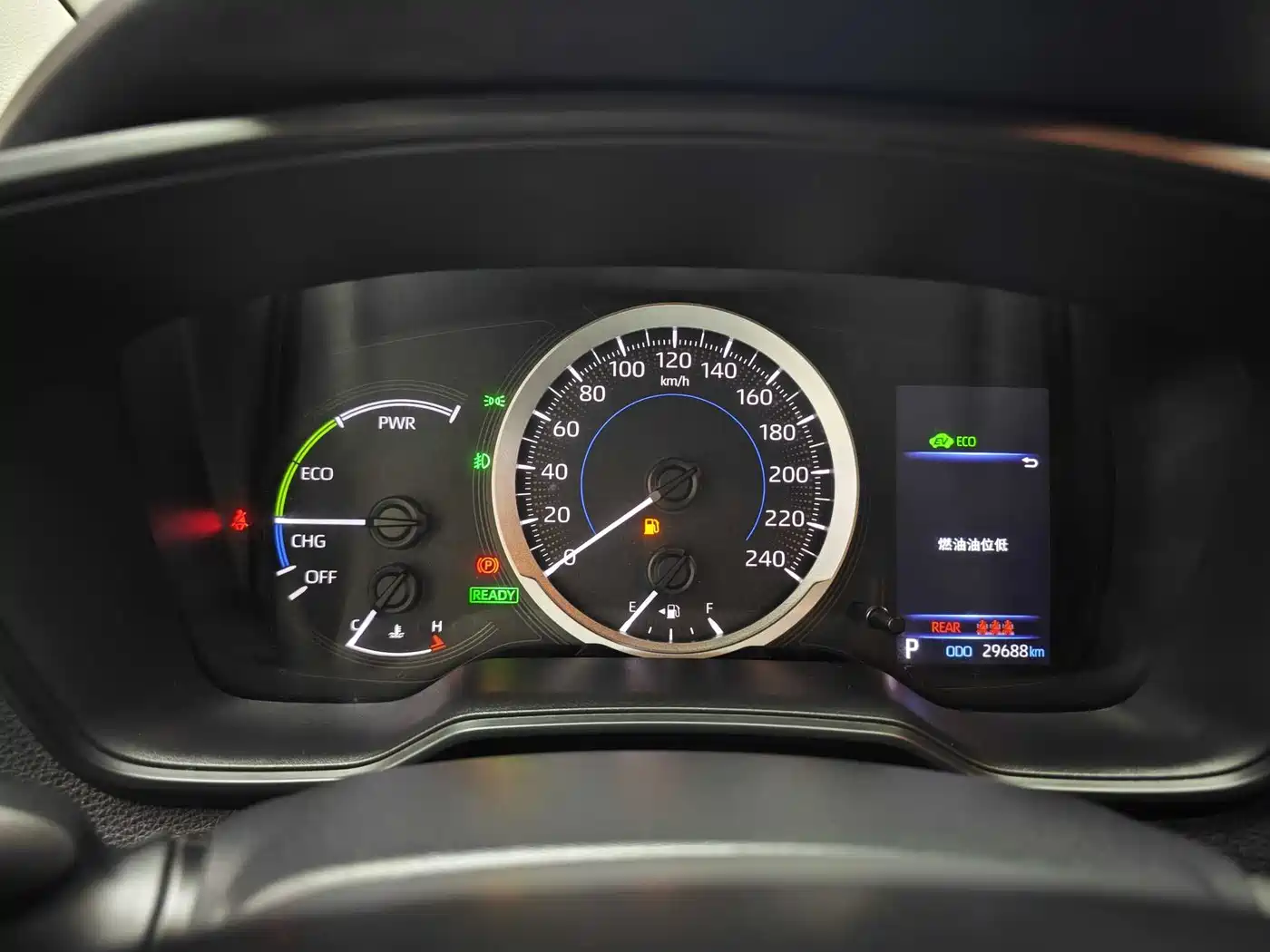 Toyota Corolla 2021 Hybrid 1.8L E-CVT Elite Edition фото 10