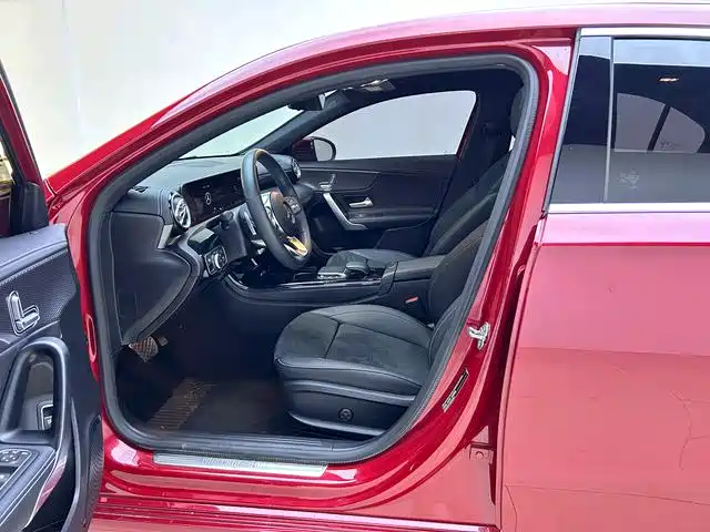Mercedes-Benz A-Class 2020 Facelift A 200 L Sport Sedan Fashion фото 8