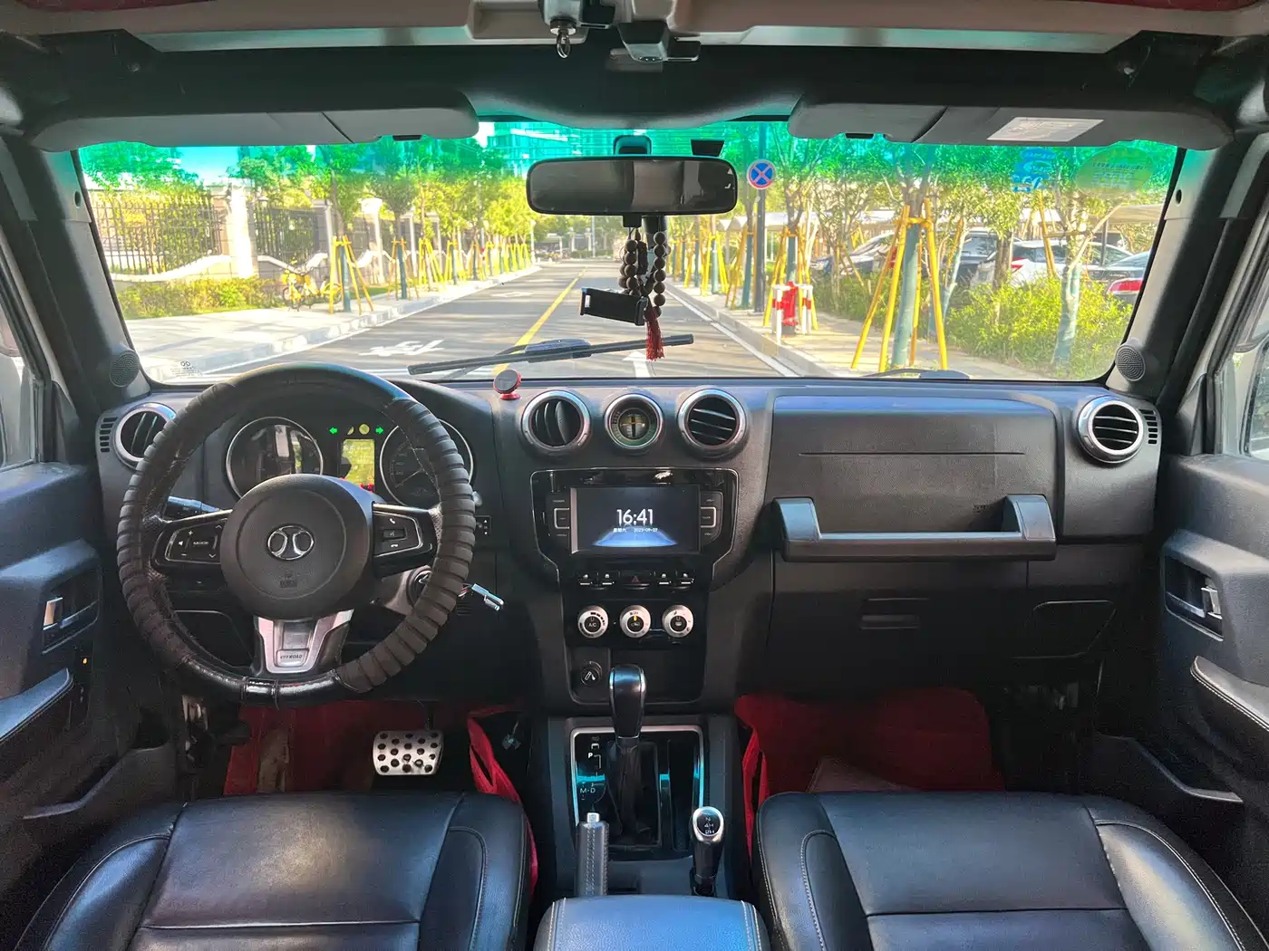BAIC ORV Beijing Offroad BJ40 2016 Model 40L 2.3T Automatic 2WD Luxury фото 11