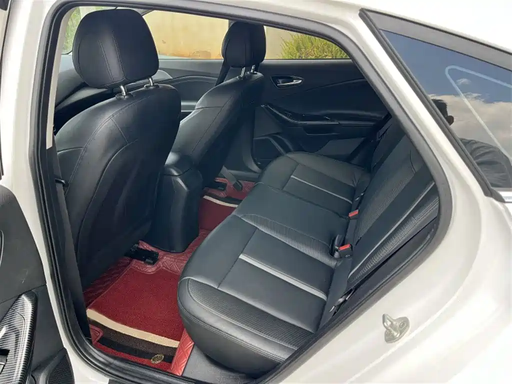Hyundai Fista 2019 280TGDi Sport Edition China VI фото 10