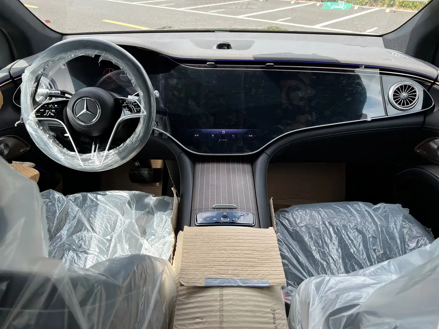 Mercedes-Benz EQS SUV 2026 2025 Model 500 4MATIC