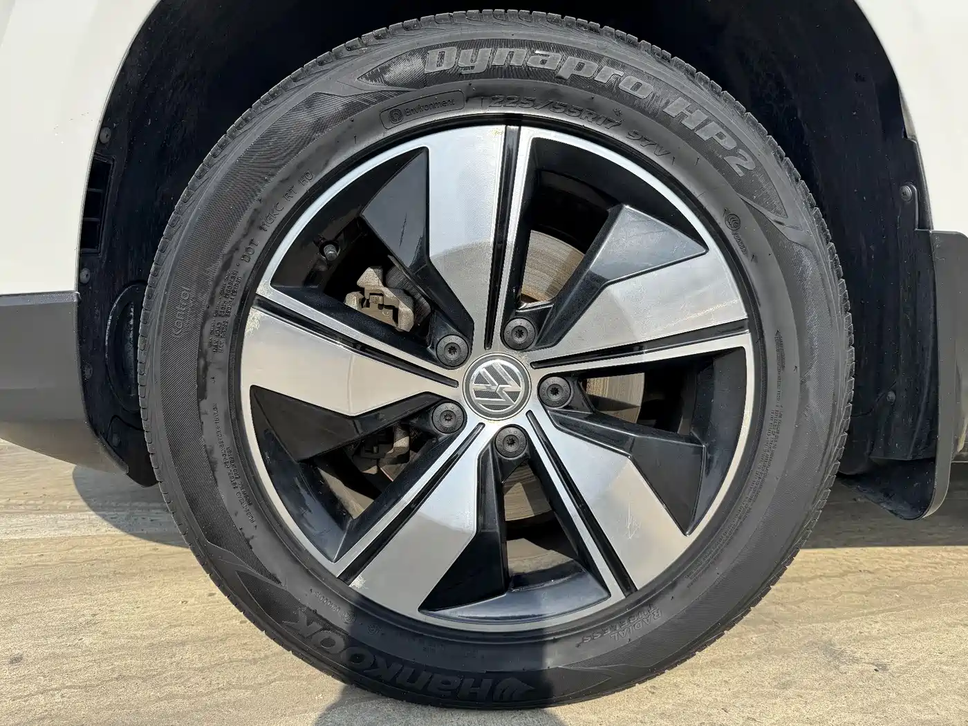 Volkswagen Tharu 2020 280TSI 2WD Comfort Edition China VI фото 11