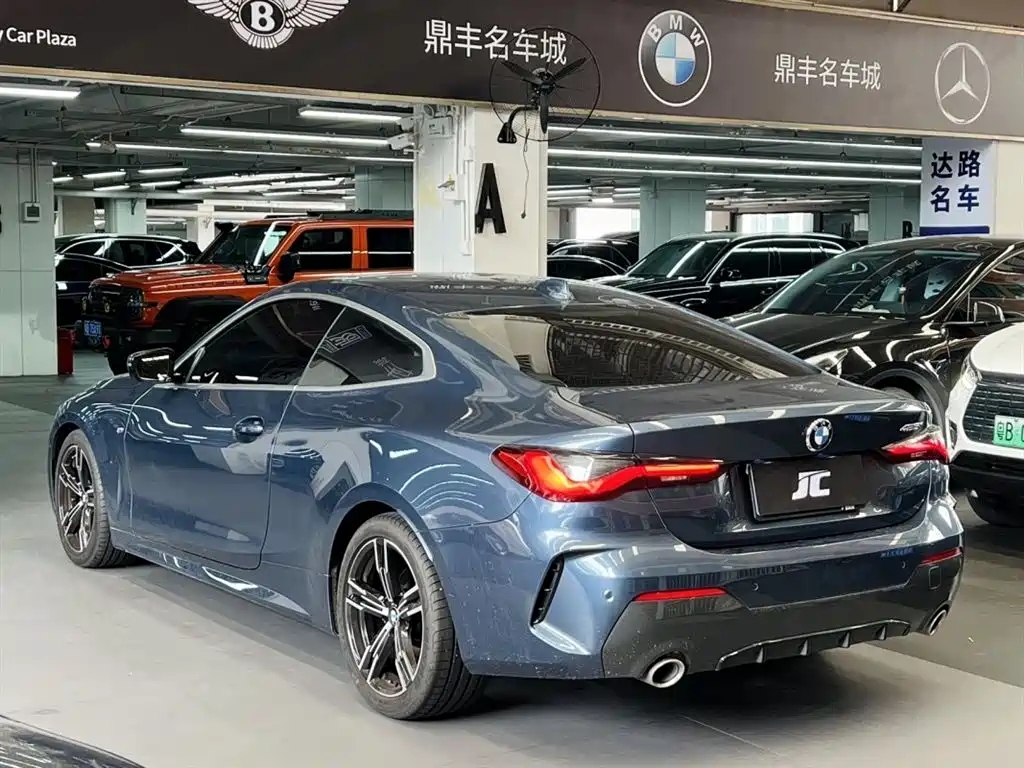 BMW 4-SERIES