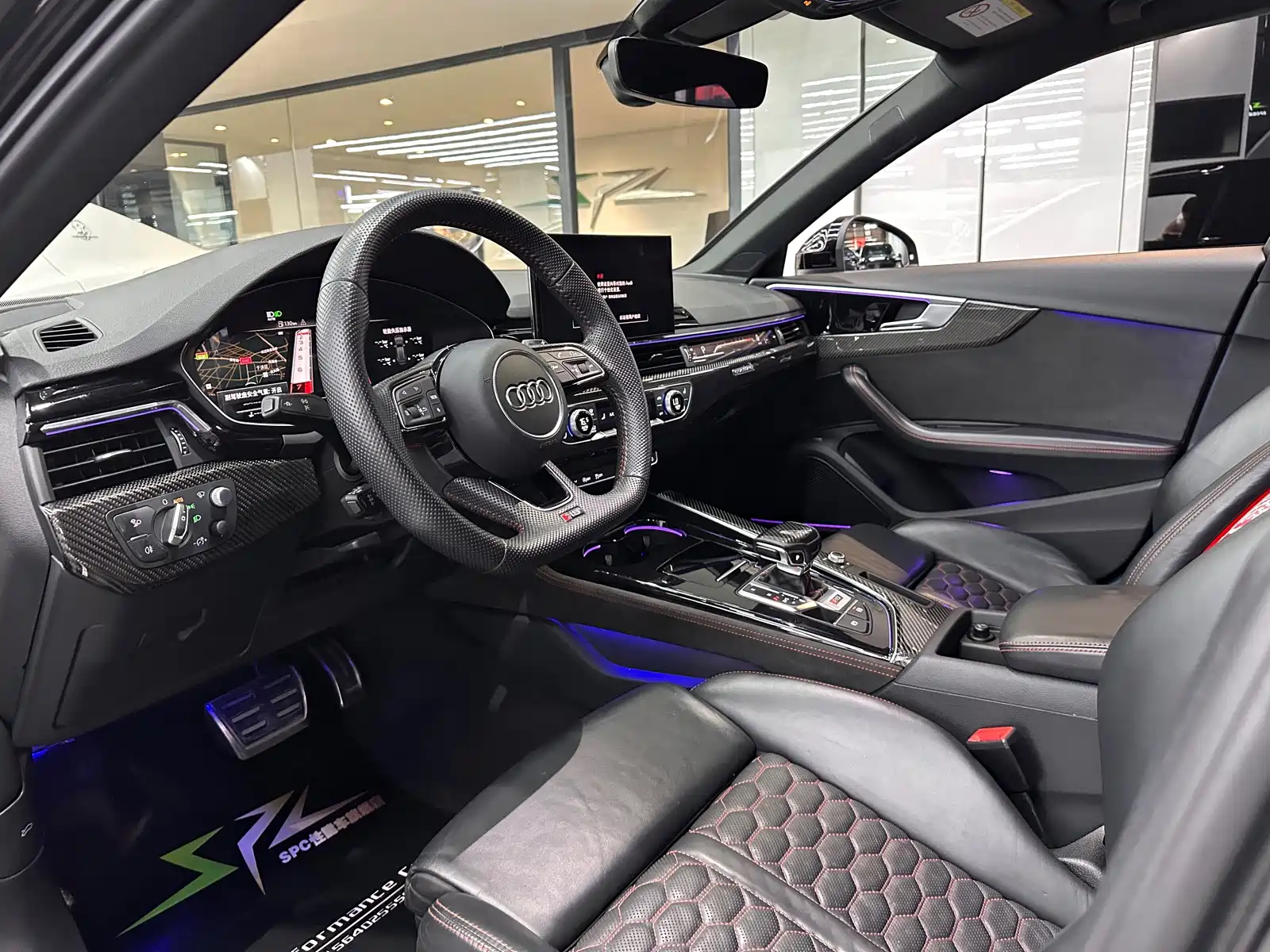 Фото 5 - Audi RS 4