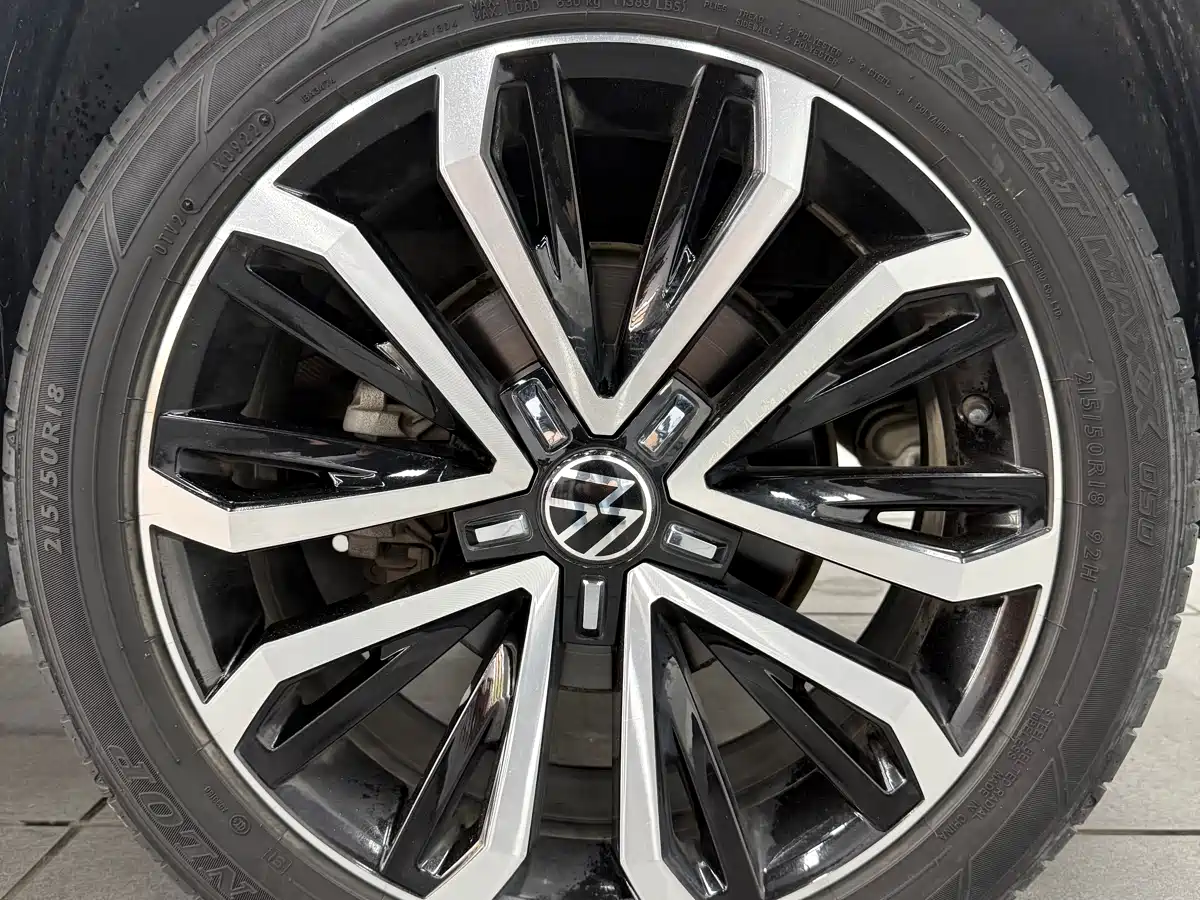 Volkswagen T-ROC 2022 280TSI DSG 2WD Comfort PLUS фото 8