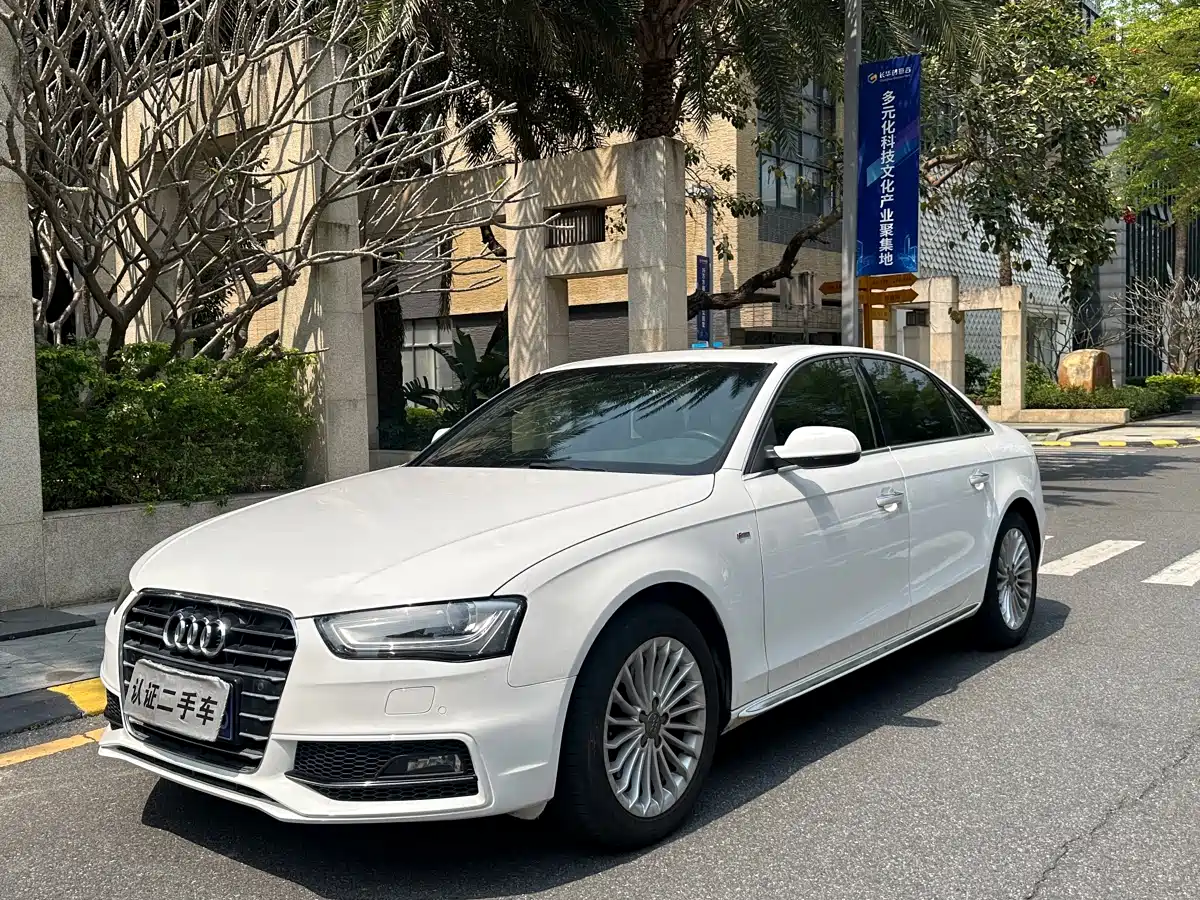 Audi A4L 2016 35 TFSI Collector's Edition S line Comfort