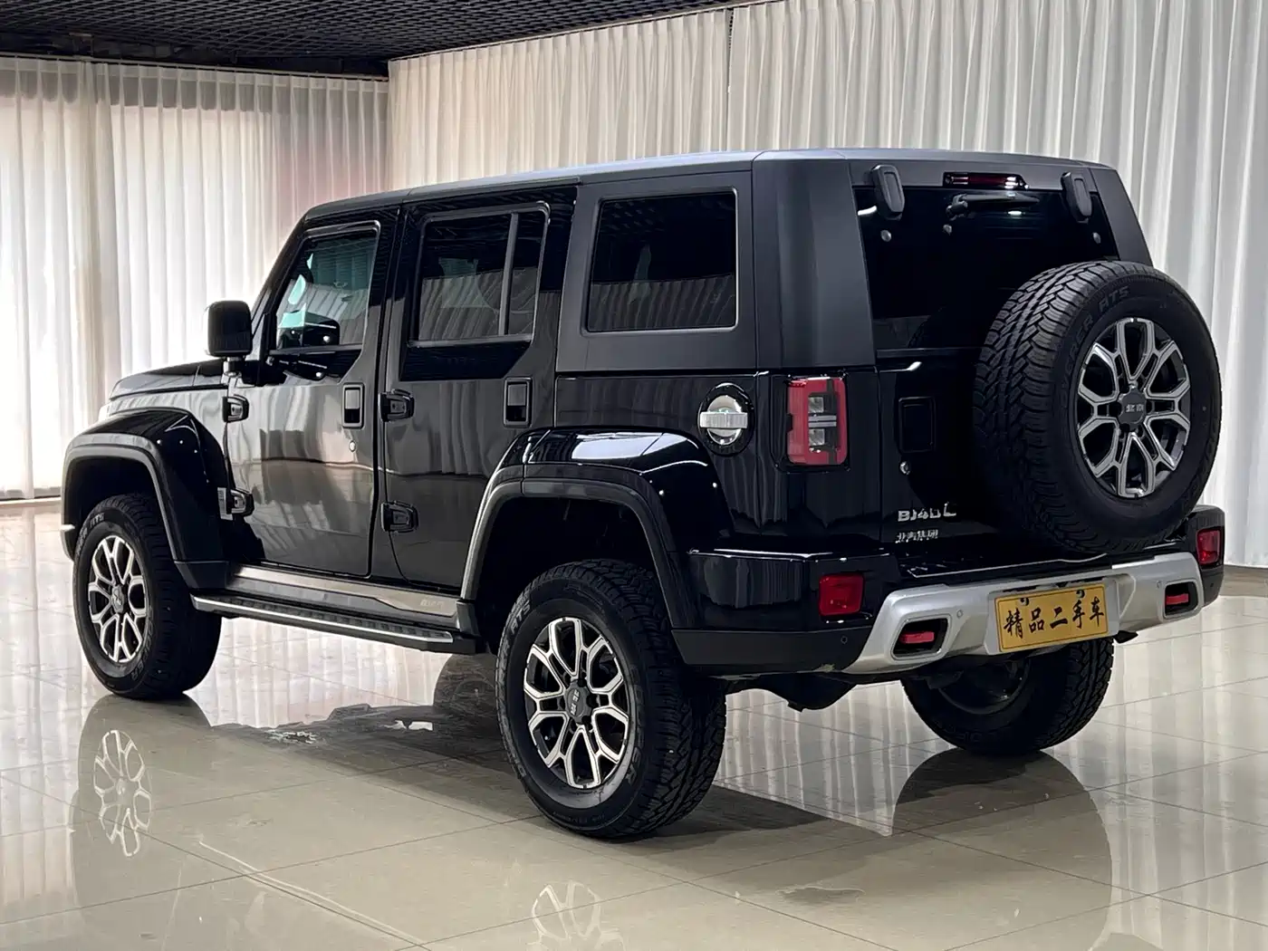 BAIC ORV Beijing Offroad BJ40 2024 2.0T Urban Hunter Glory Edition фото 4