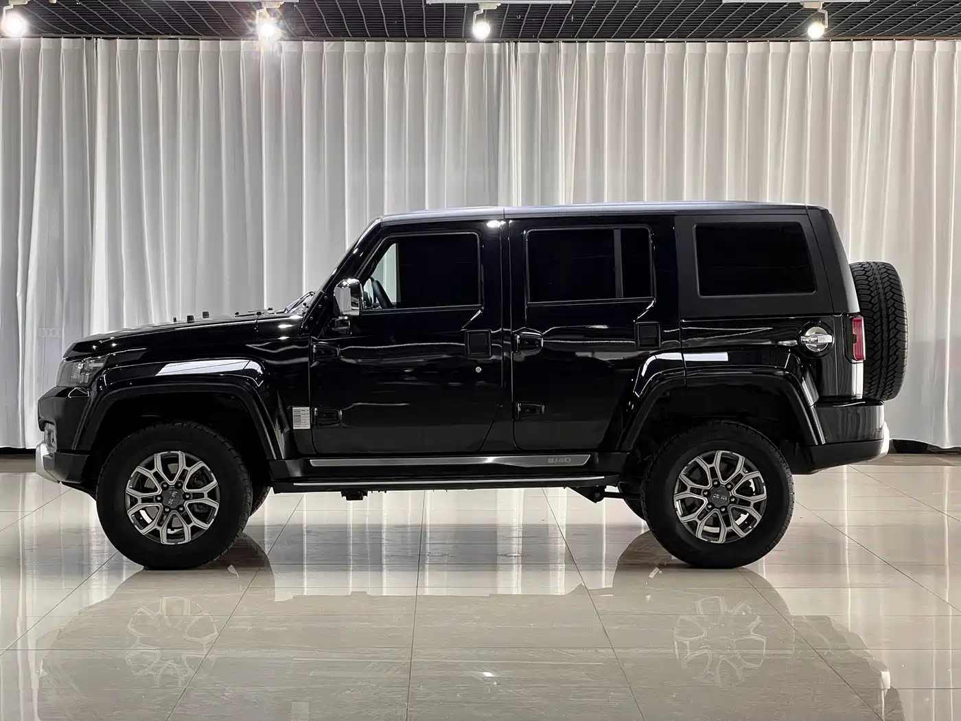 BAIC ORV Beijing Offroad BJ40 2024 2.0T Urban Hunter Glory Edition фото 7