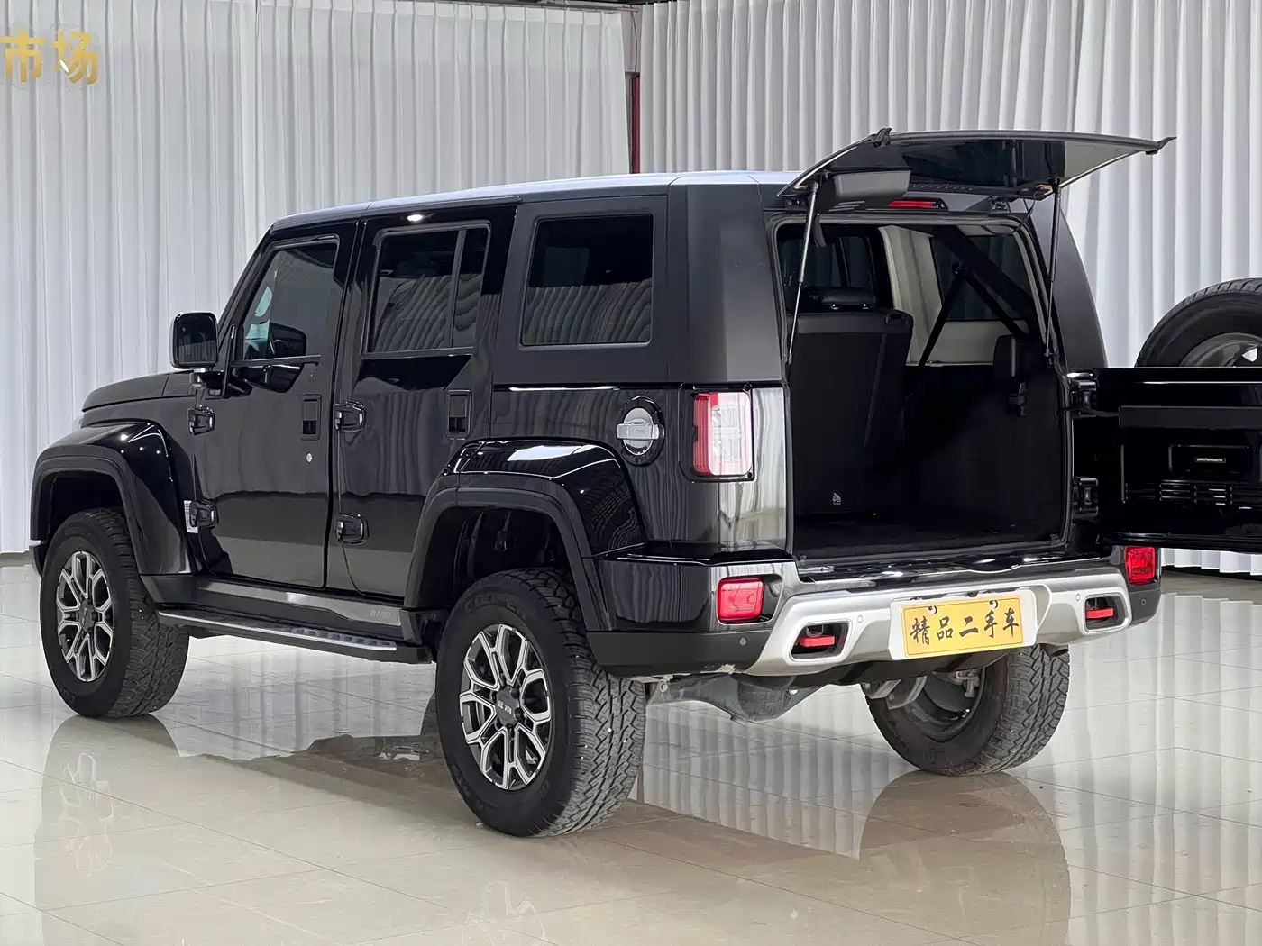 BAIC ORV Beijing Offroad BJ40 2024 2.0T Urban Hunter Glory Edition фото 8