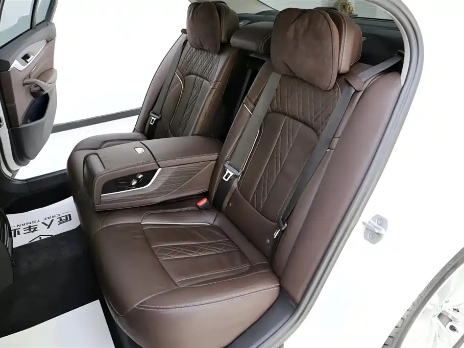BMW 5 Series 2018 530Li Leading Luxury Package фото 8