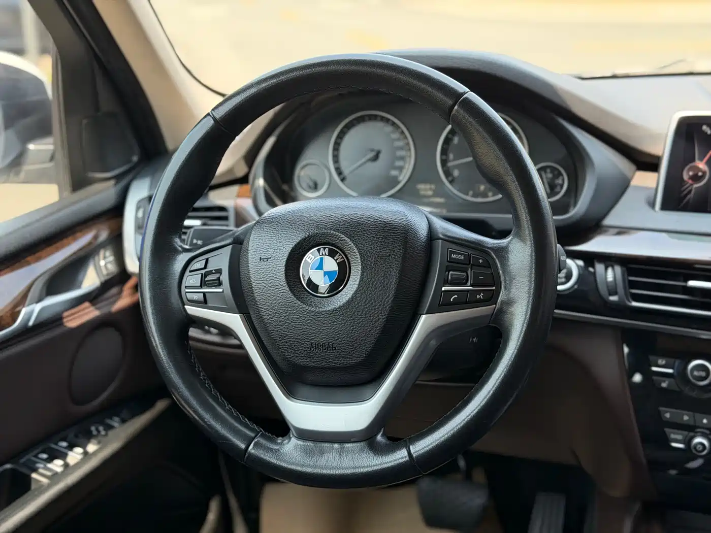 BMW X5 (Import) 2014 xDrive35i Leading фото 21