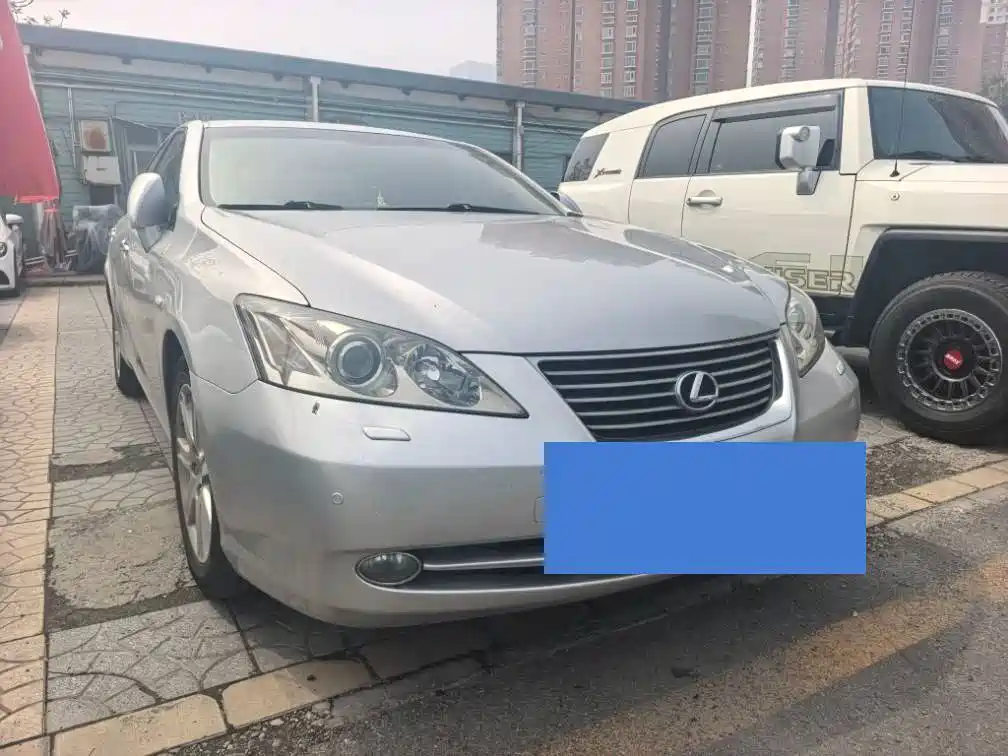 Lexus ES 2010 350 Premium Edition фото 2