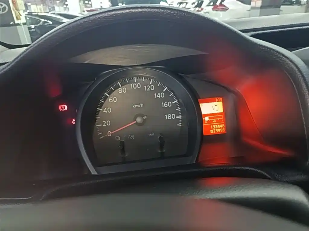 Nissan NV200 2014 2013 1.6L Luxury (China IV)