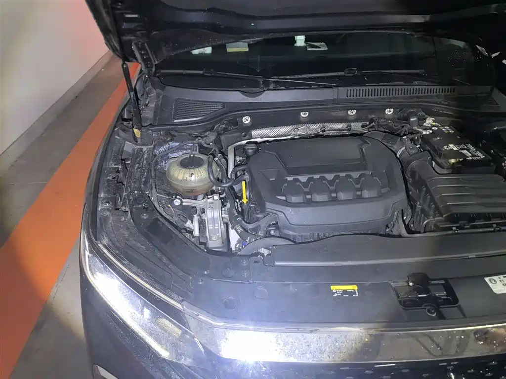 Volkswagen Passat 2024 330TSI Starlight Elite Edition фото 21