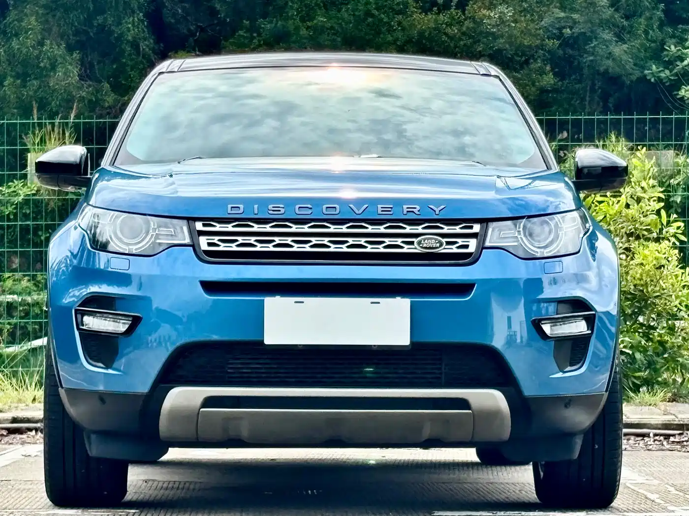 Land Rover Discovery Sport 2016 2.0T HSE фото 2
