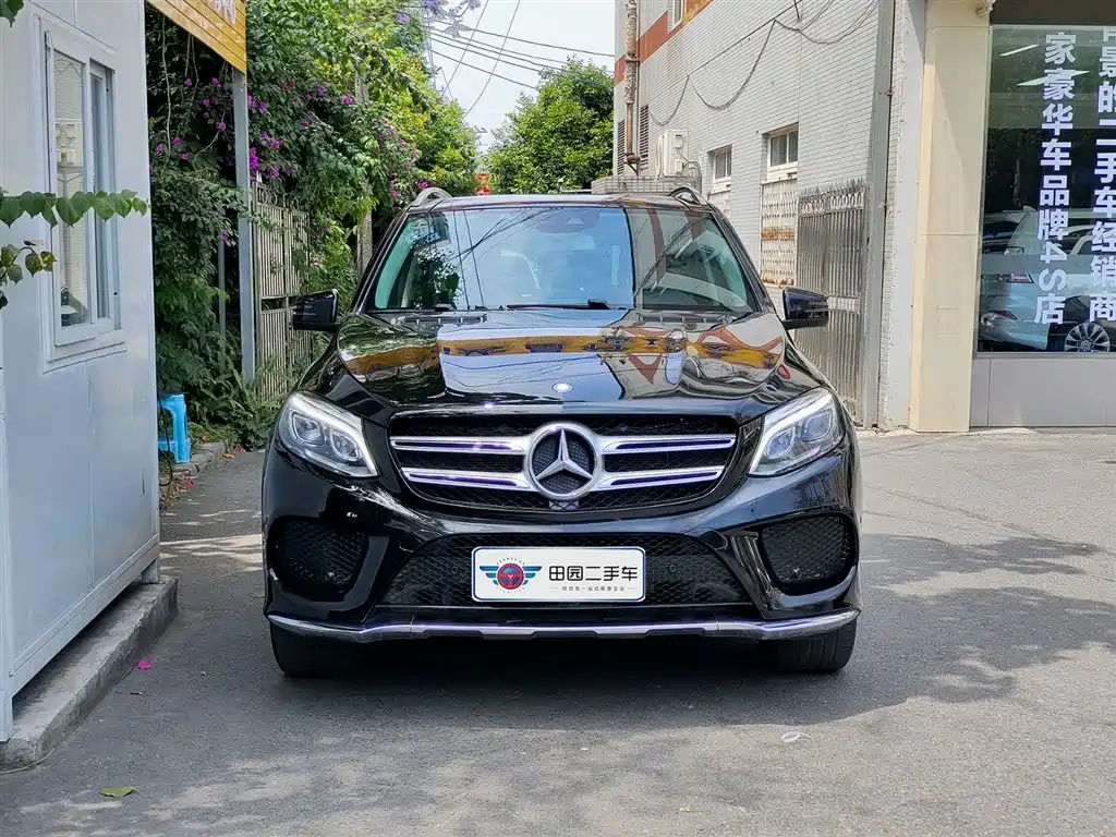 Mercedes-Benz GLE 2015 GLE 400 4MATIC фото 2