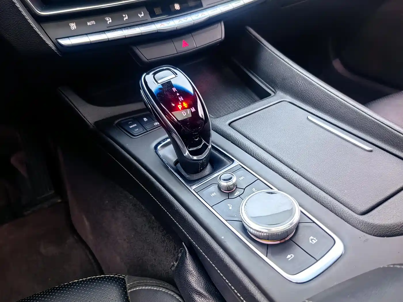 Cadillac CT5 2021 28T Technical фото 8