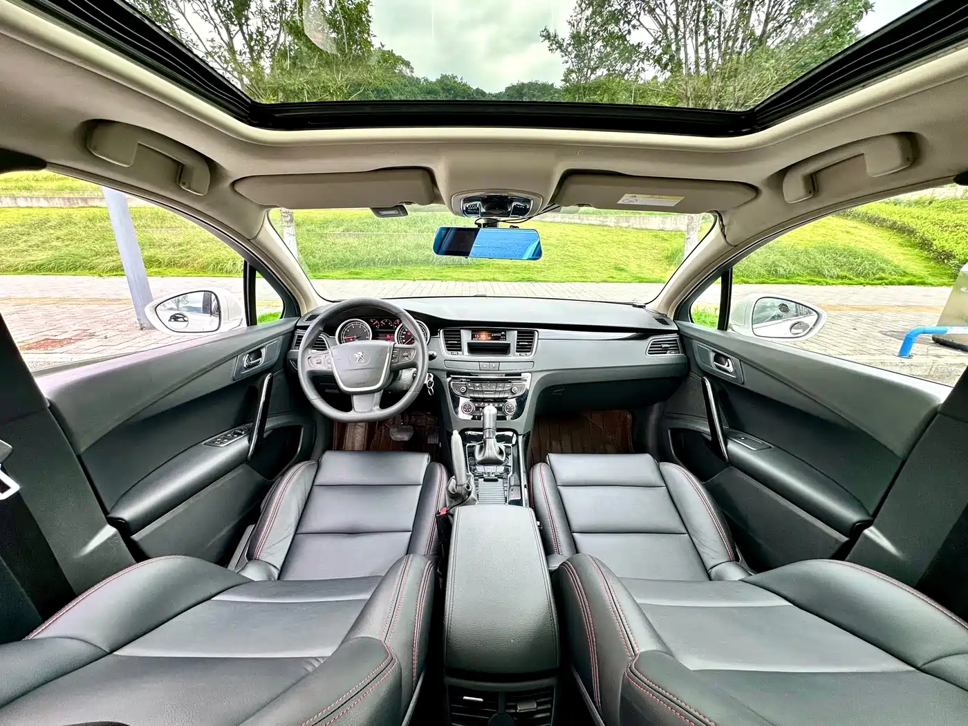 Peugeot 508 2013 2.0L 2nd Anniversary Auto Sunroof Classic Edition фото 36