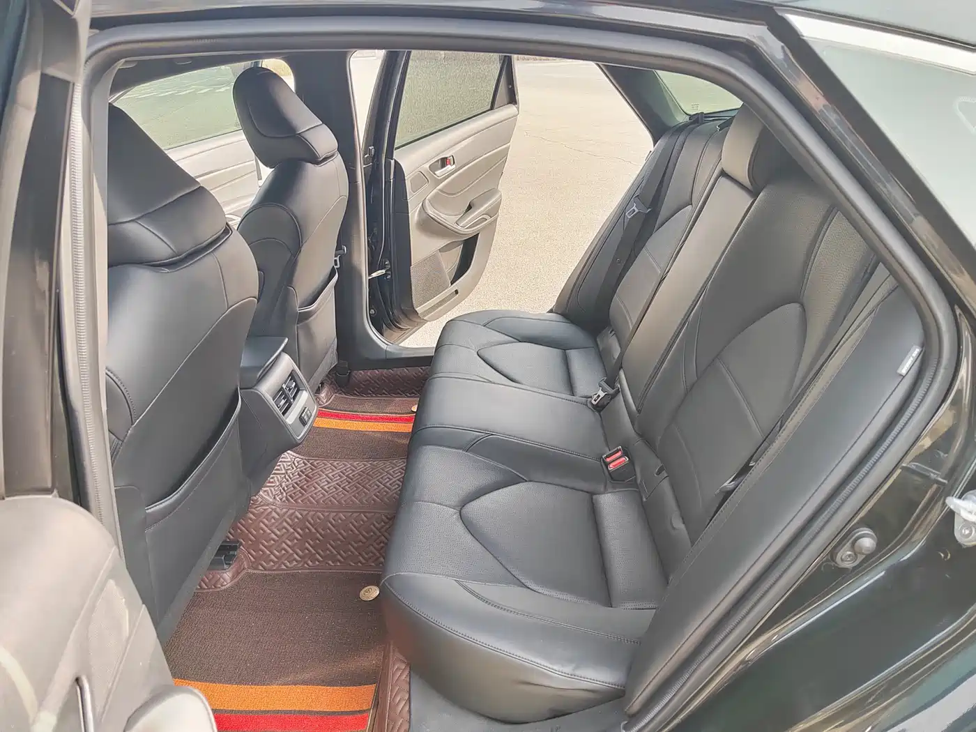 Toyota Avalon 2022 2.5L Luxury Edition фото 14