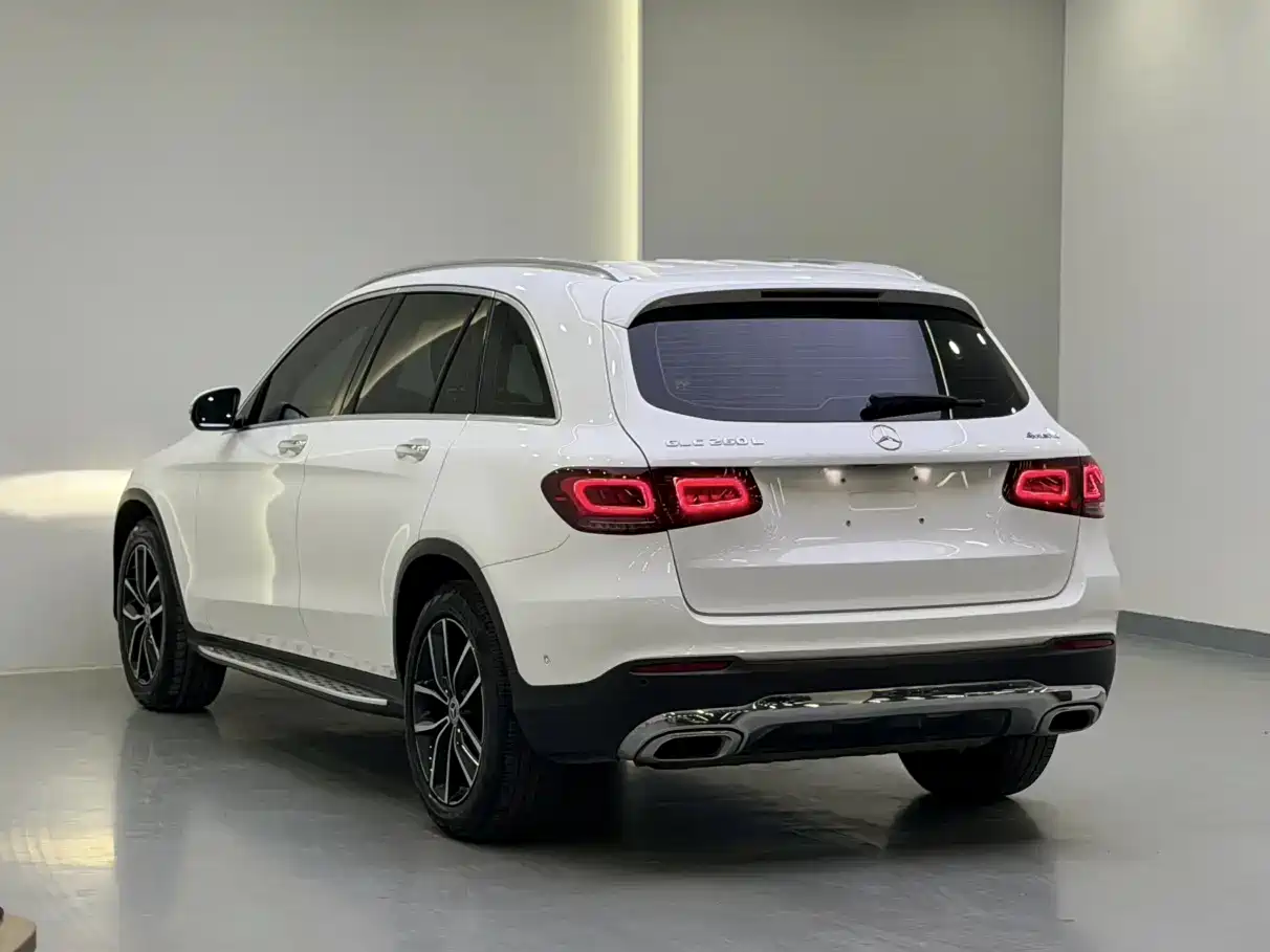 Mercedes-Benz GLC 2020 Facelift GLC 260 L 4MATIC Dynamic фото 4