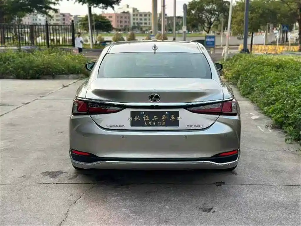 Lexus ES 2018 200 Excellence Edition China V фото 8