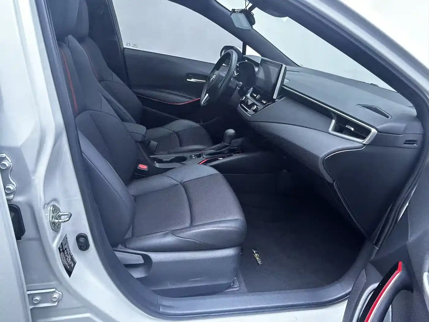 Toyota Levin 2021 185T CVT Sport Edition фото 11