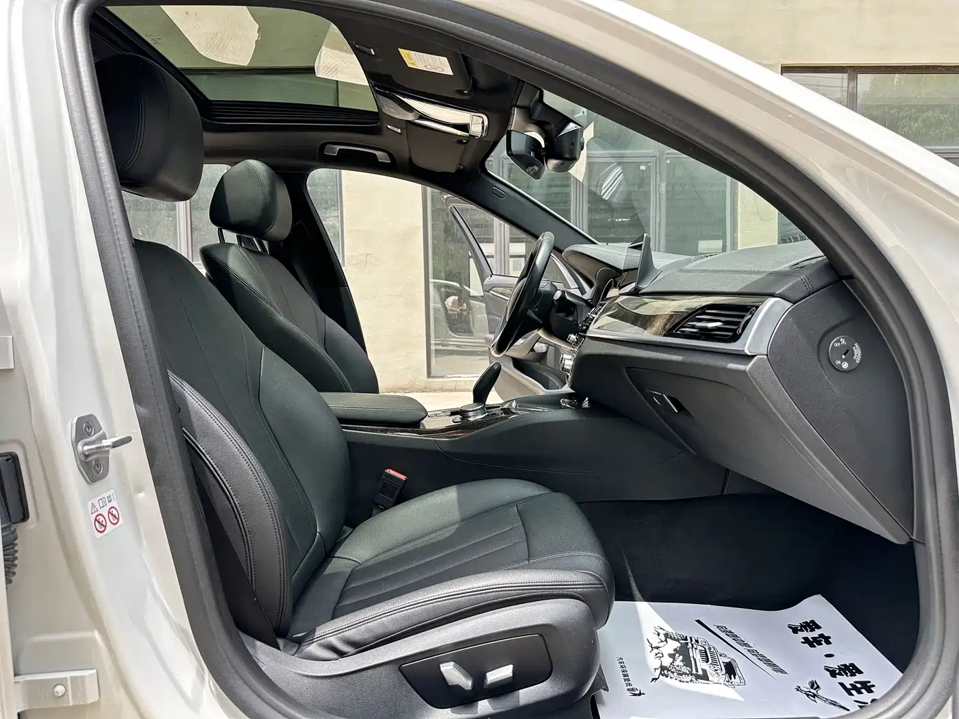 BMW 5 Series 2018 525Li M Sport Package фото 4