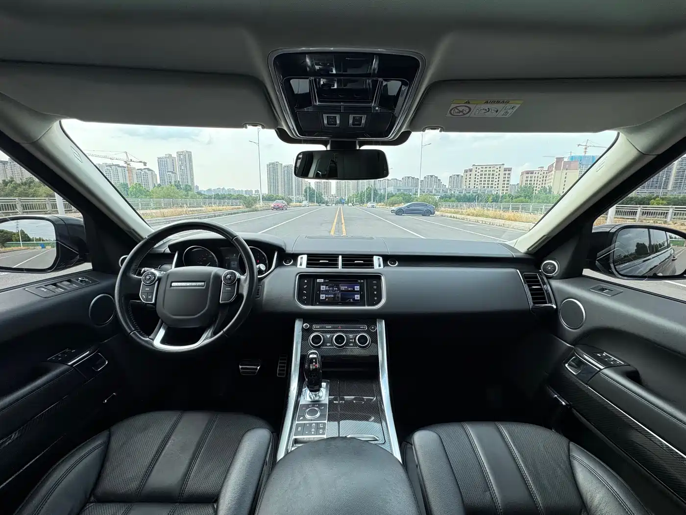 Land Rover Range Rover Sport 2016 Model 3.0 SC V6 SE фото 25