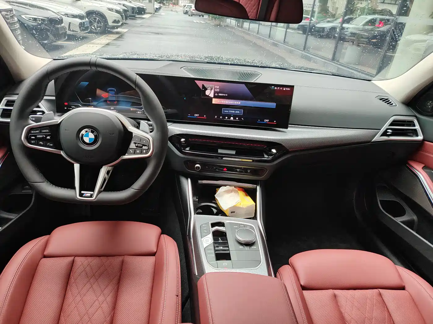 BMW 3 Series 2025 330Li M Sport Night Edition фото 17