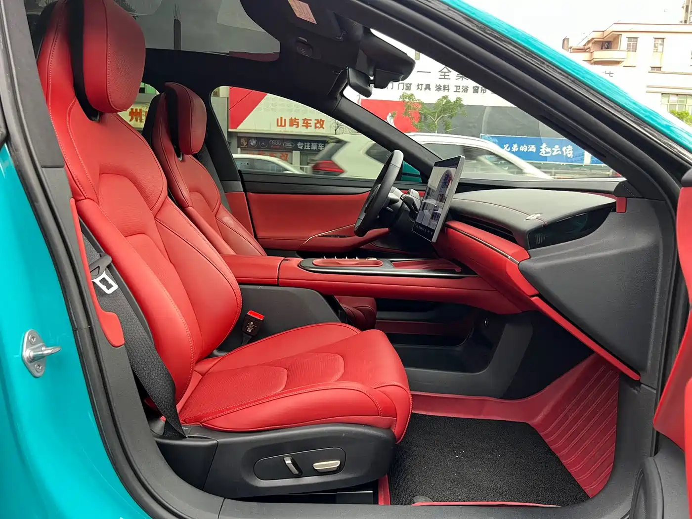 Xiaomi Auto Xiaomi SU7 2024 AWD Extended Range Advanced Smart Driving Max Edition фото 10