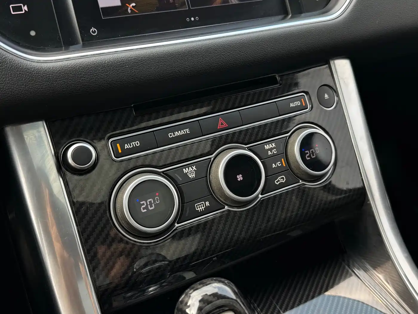 Land Rover Range Rover Sport 2016 Model 3.0 SC V6 SE фото 20