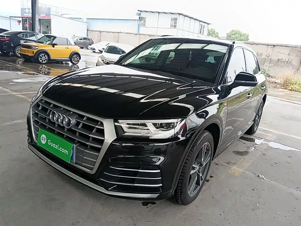 Audi Q5L 2020 Facelift 40 TFSI Honor Fashion