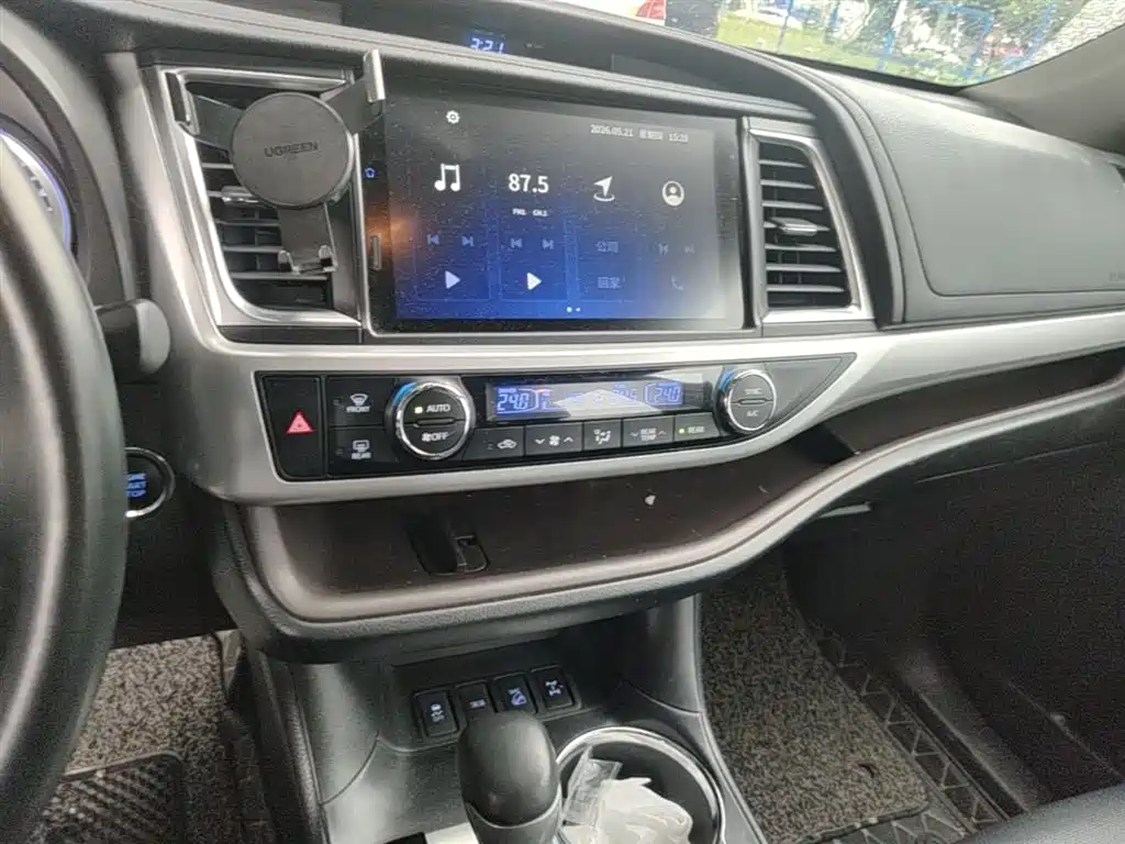 Toyota Highlander 2021 2.0T AWD Knight 7-Seater фото 20