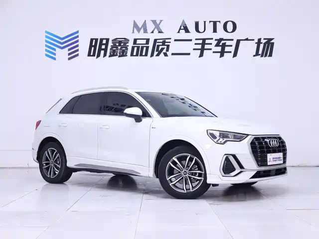 Audi Q3 2023 35 TFSI Progressive Dynamic (1.4T) — фото 5