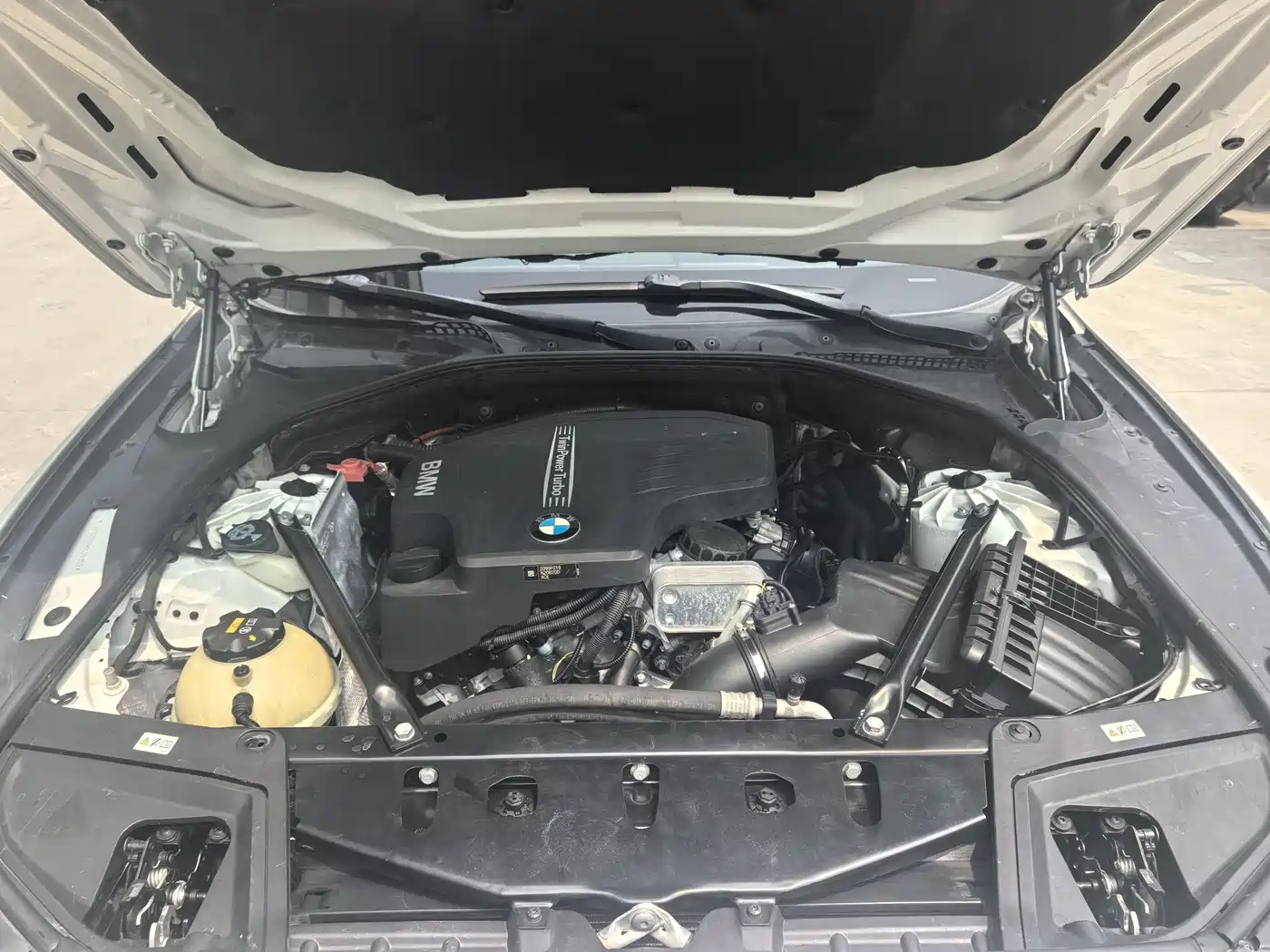 BMW 5 Series 2017 520Li Classic Edition фото 26