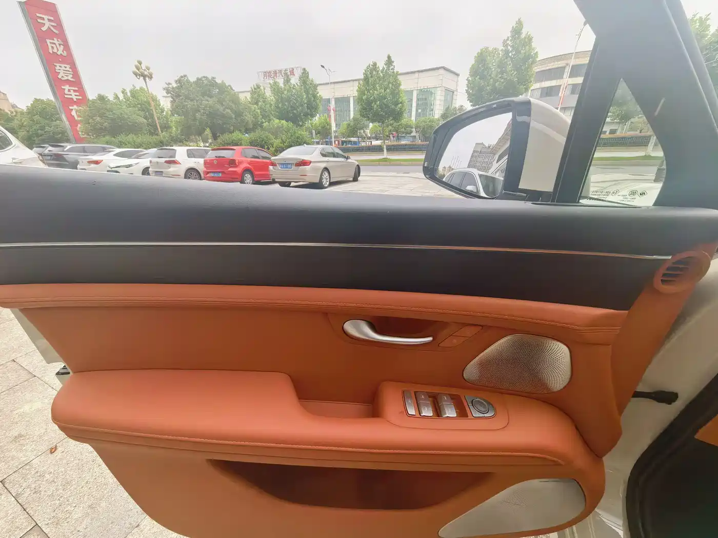 AITO Wenjie AITO M5 2025 Extended Range Ultra AWD фото 11