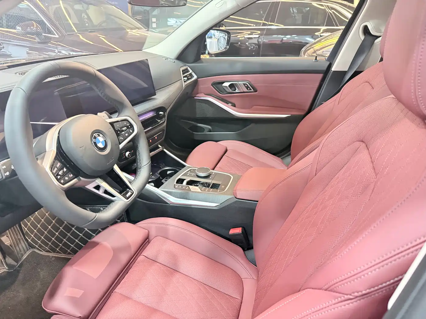BMW 3 Series 2025 325i M Sport Package фото 4