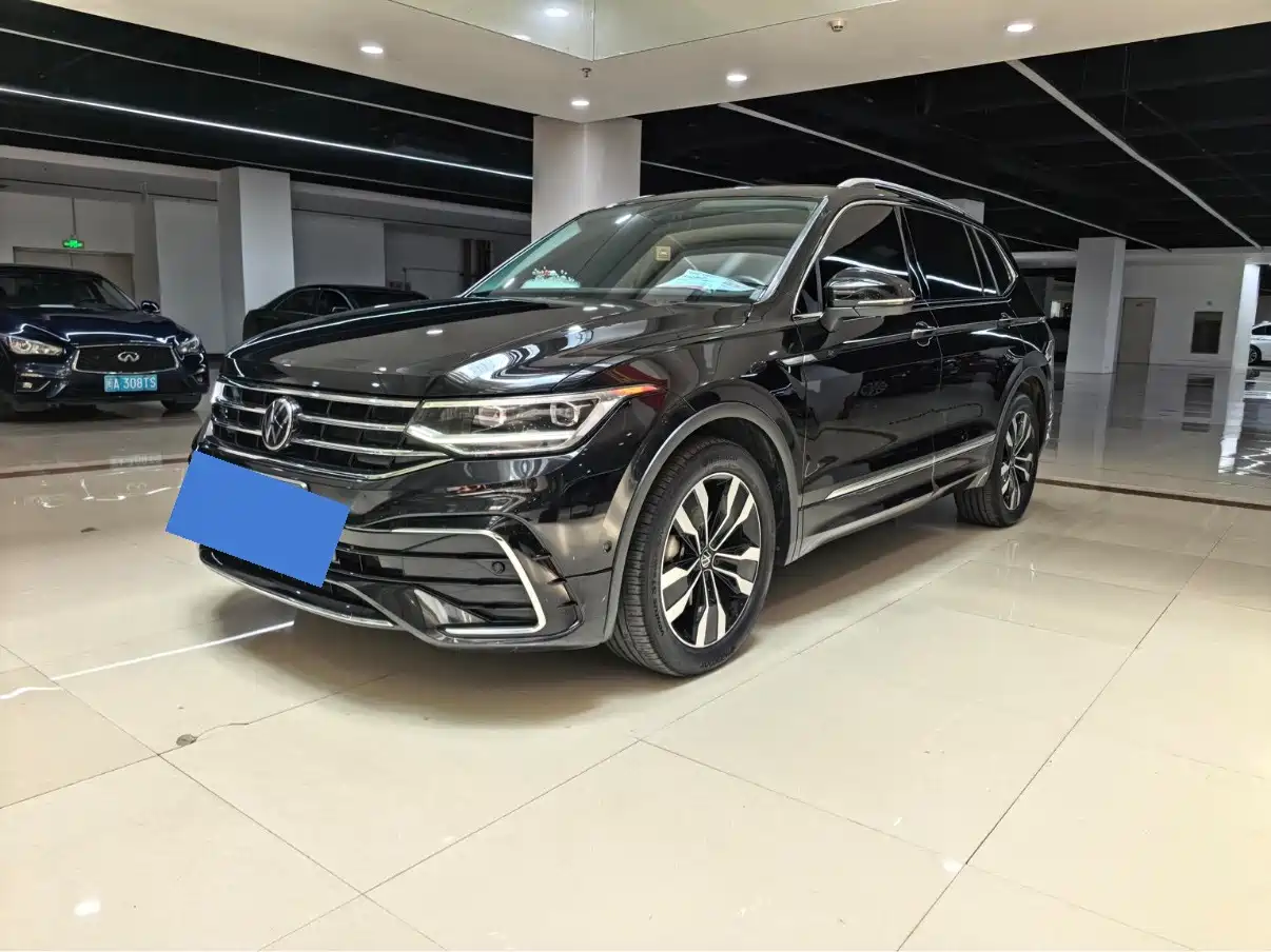 Фото 3 - Volkswagen Tiguan L