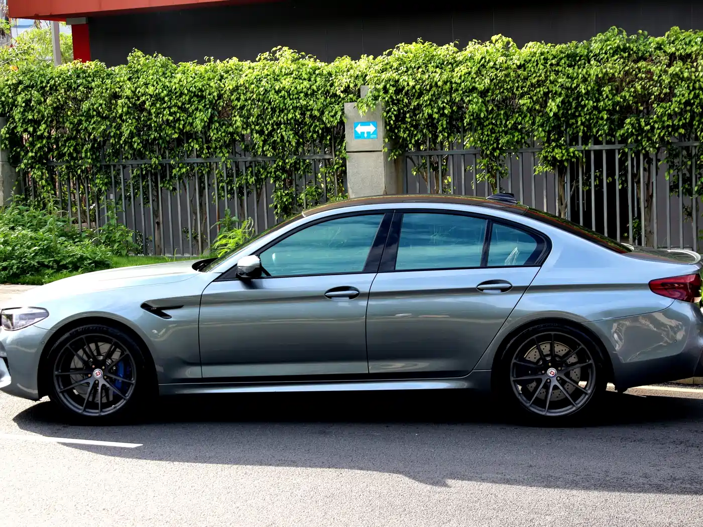 BMW M5 2018 M5 фото 6