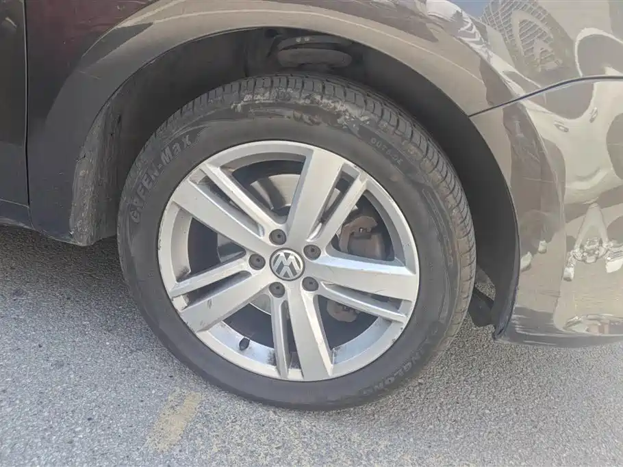 Volkswagen Sharan 2015 1.8TSI Comfort фото 6