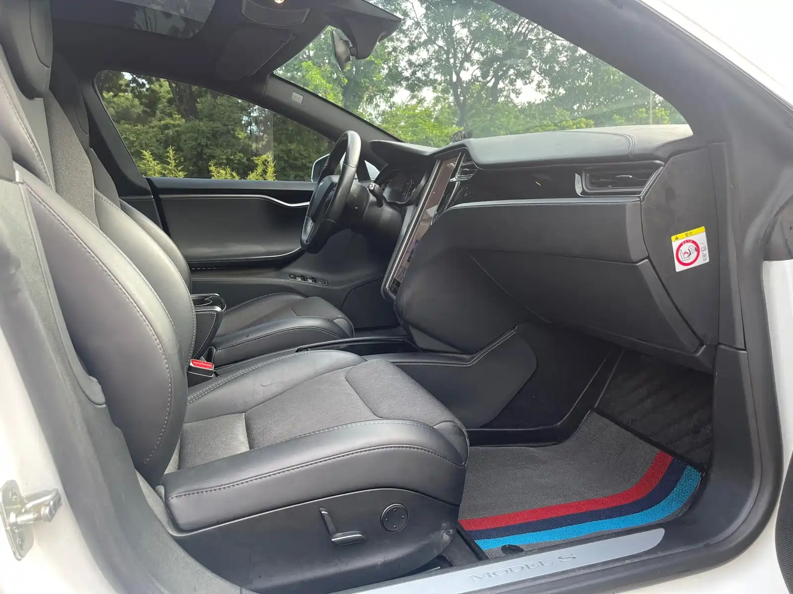 Фото 16 - Tesla Model S