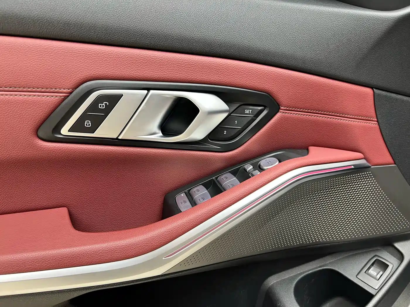 BMW 3 Series 2023 325Li M Sport Package фото 11