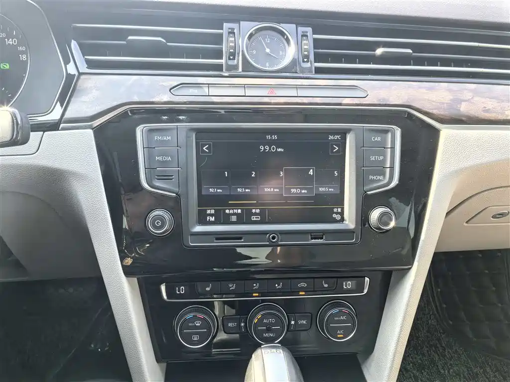 Volkswagen Magotan 2017 380TSI DSG Luxury фото 19