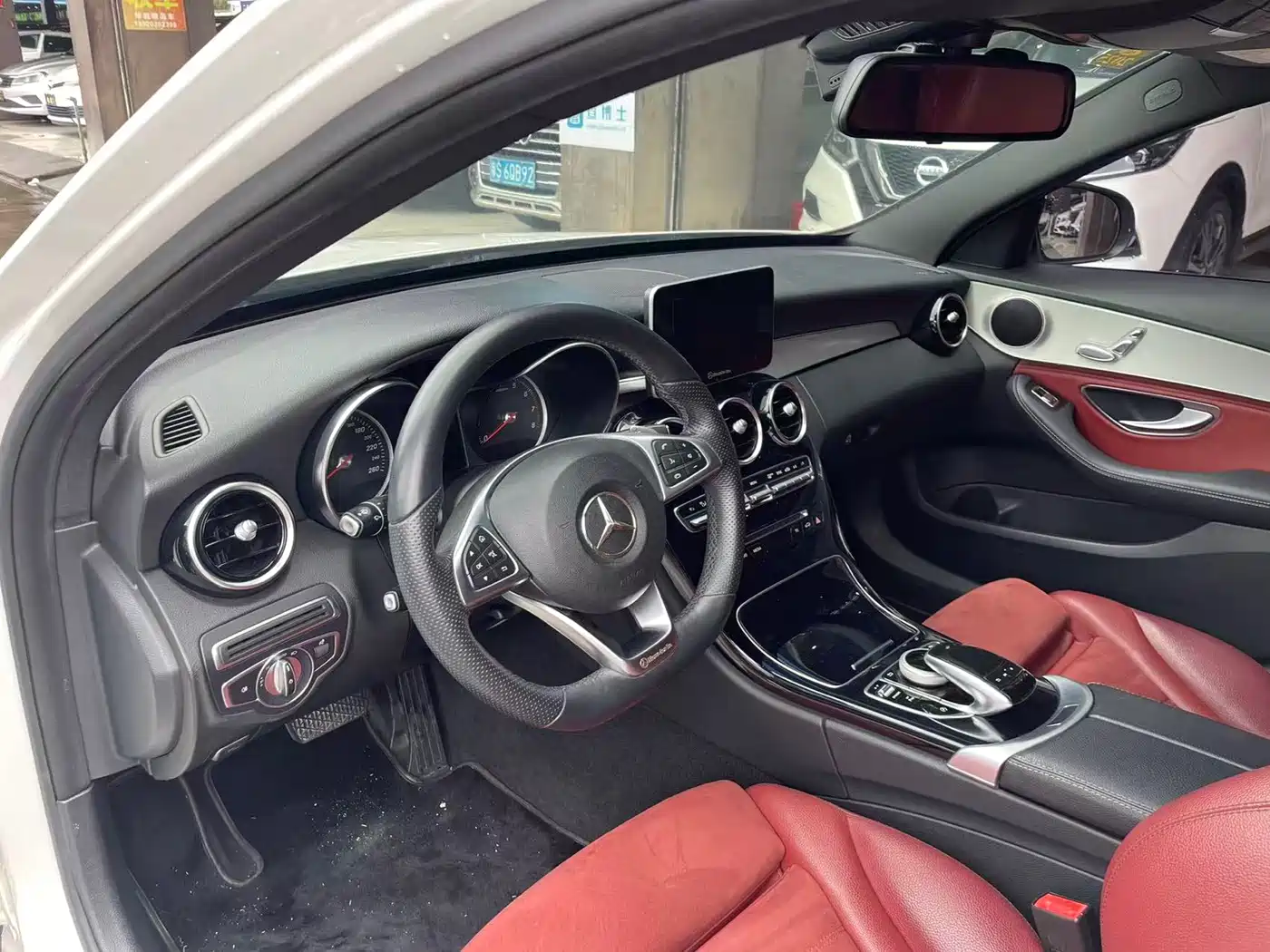 Mercedes-Benz C-Class 2017 Facelift C 200 Sport Edition фото 5