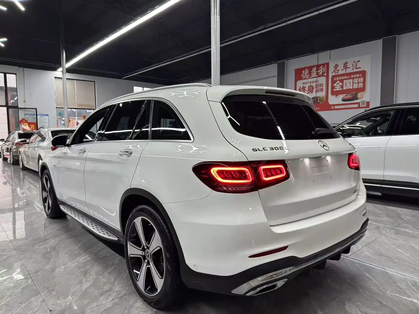 Mercedes-Benz GLC 2022 Facelift GLC 300 L 4MATIC Dynamic Collector's Edition фото 6