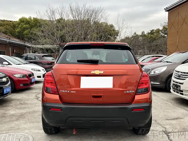 Chevrolet Trax 2016 1.4T Manual 2WD Comfort Sunroof Edition фото 12