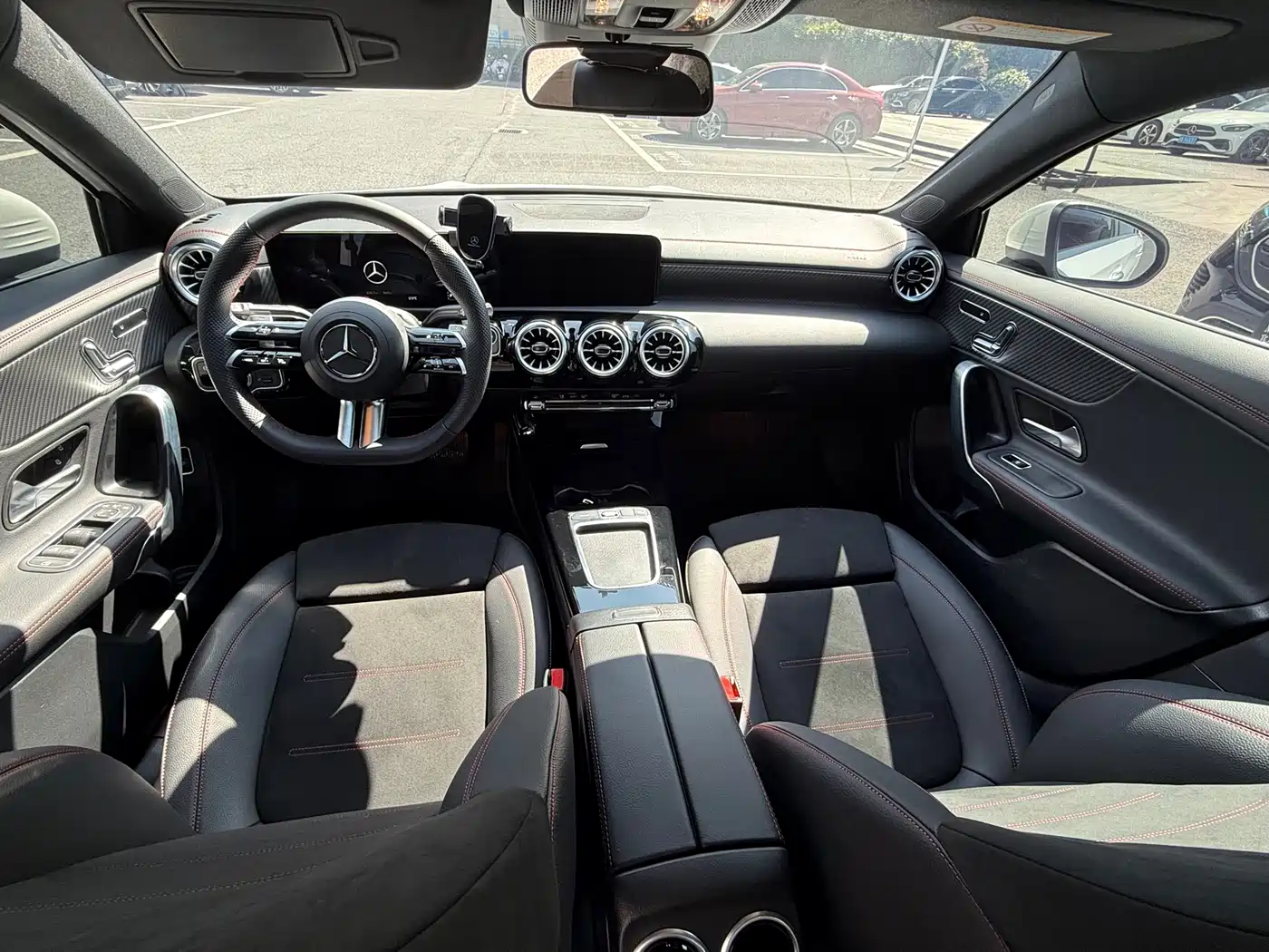 Mercedes-Benz A-Class 2025 Facelift A 200 L Fashion Edition фото 8