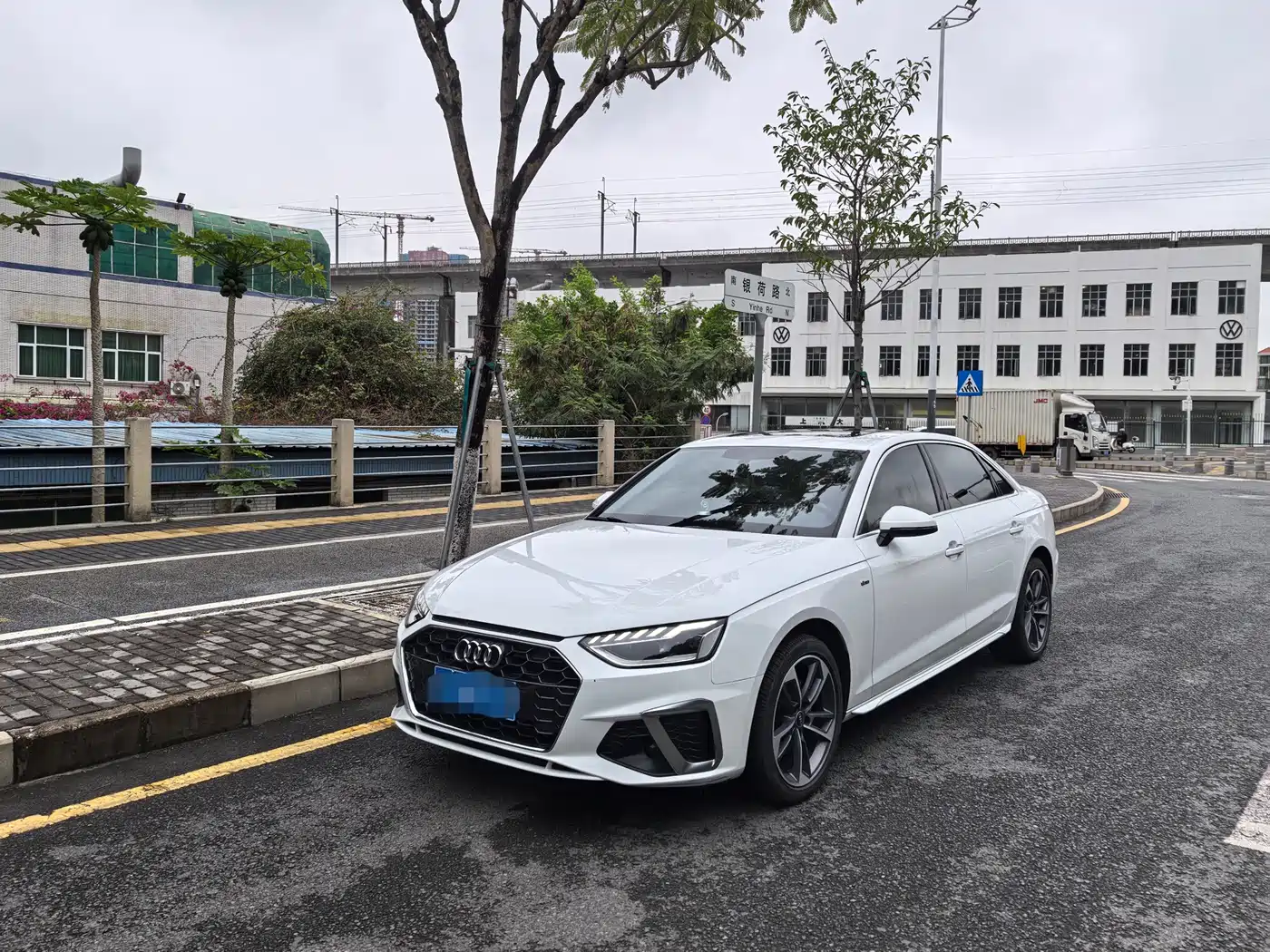 Audi A4L 2024 40 TFSI Fashion Dynamic
